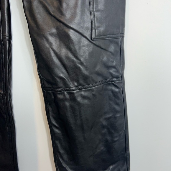 Abercrombie The 90s Relaxed Jean High Rise vegan leather - Picture 8 of 16